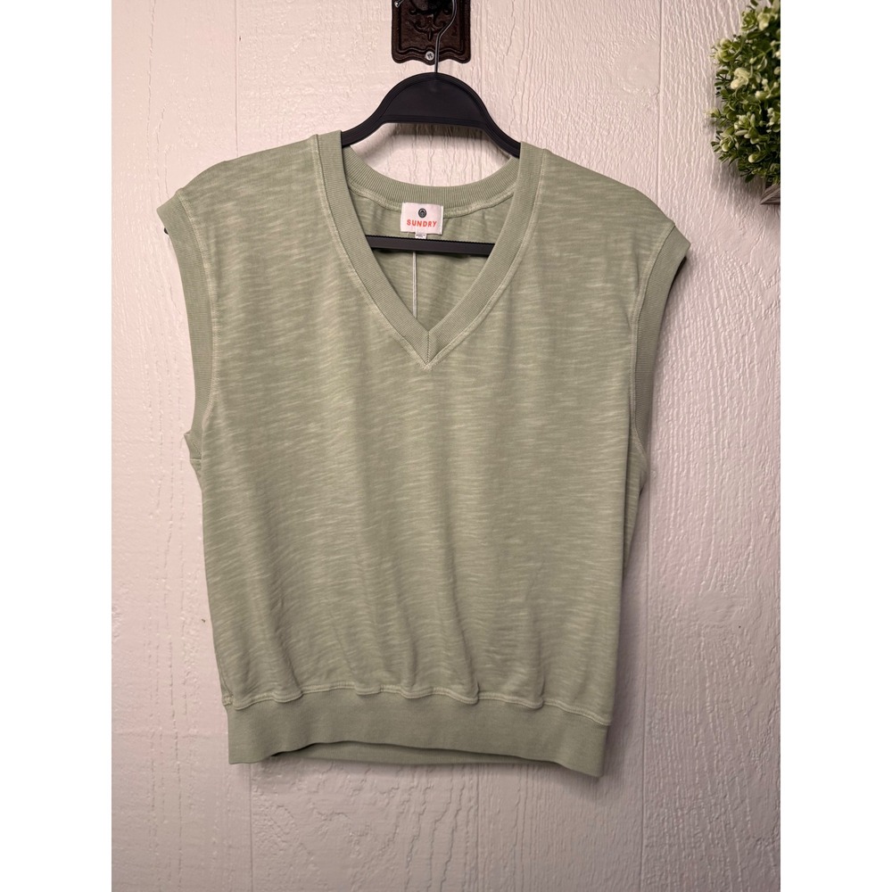 Sundry Heavy Slub Jersey V-Neck Muscle Sweatshirt Pistachio Green SU26-TSJ-120